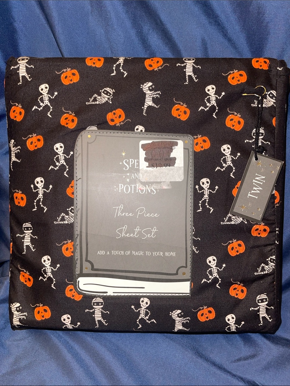 Halloween Skeleton, Mummy & Pumpkin Twin Sheet Set - Black & Orange